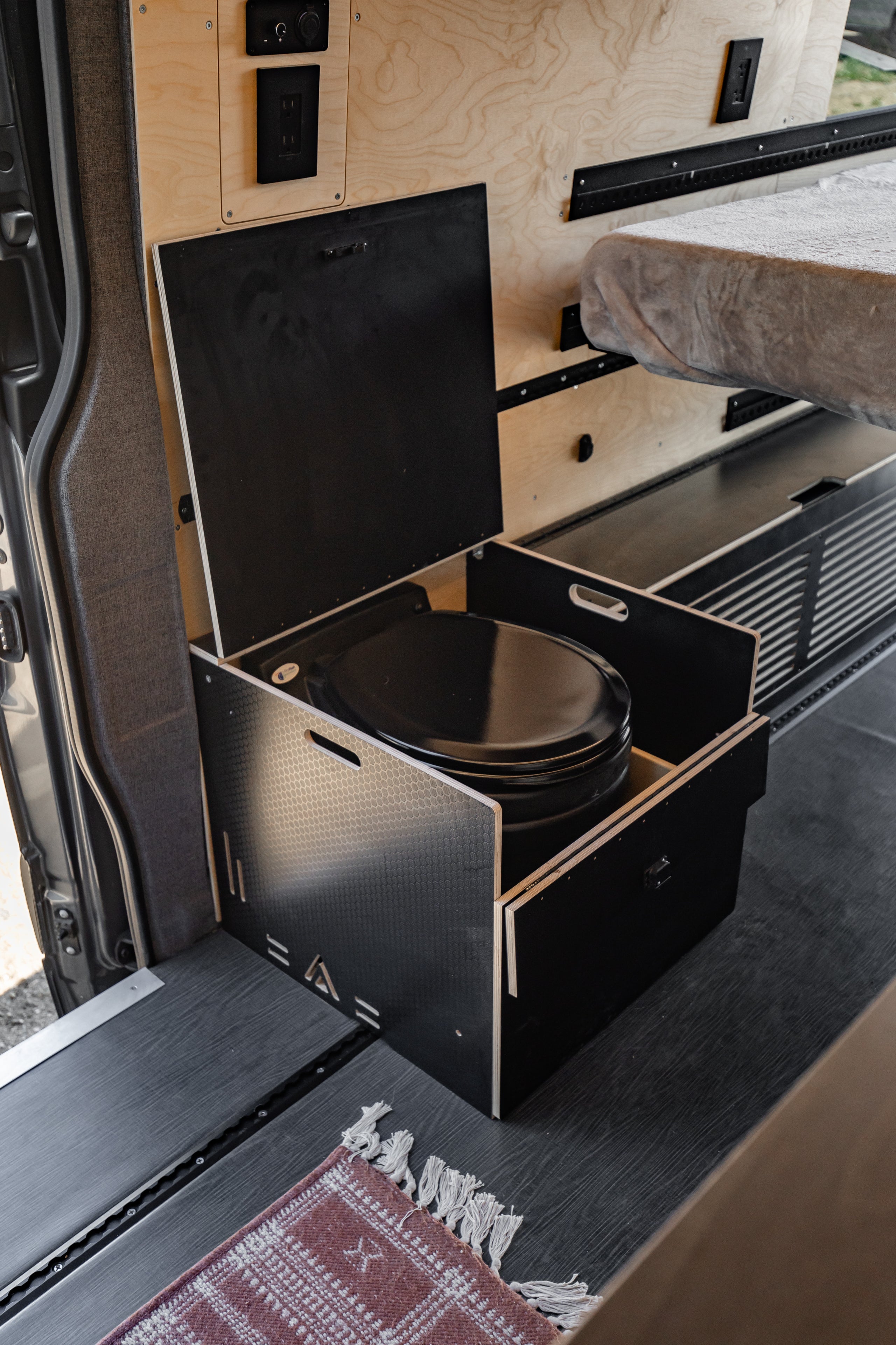 Dry Flush Toilet Module